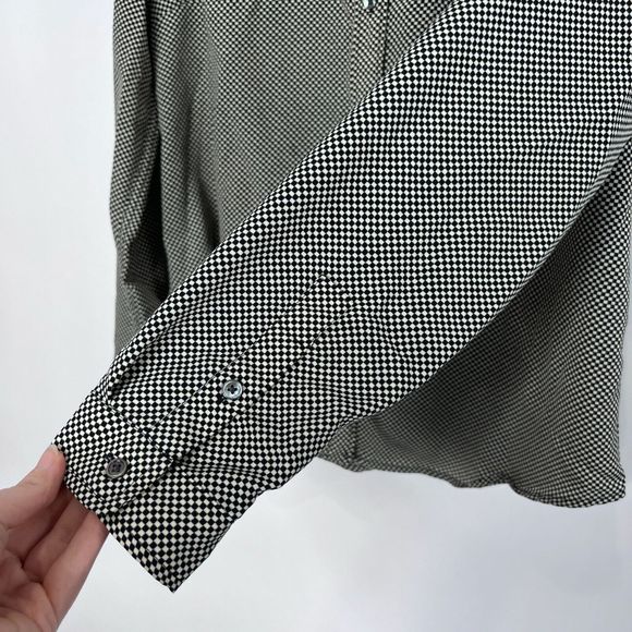 Levi's Blouse Checkered Plaid Classic Fit Button Up Black White Women's Size L - Picture 5 of 9